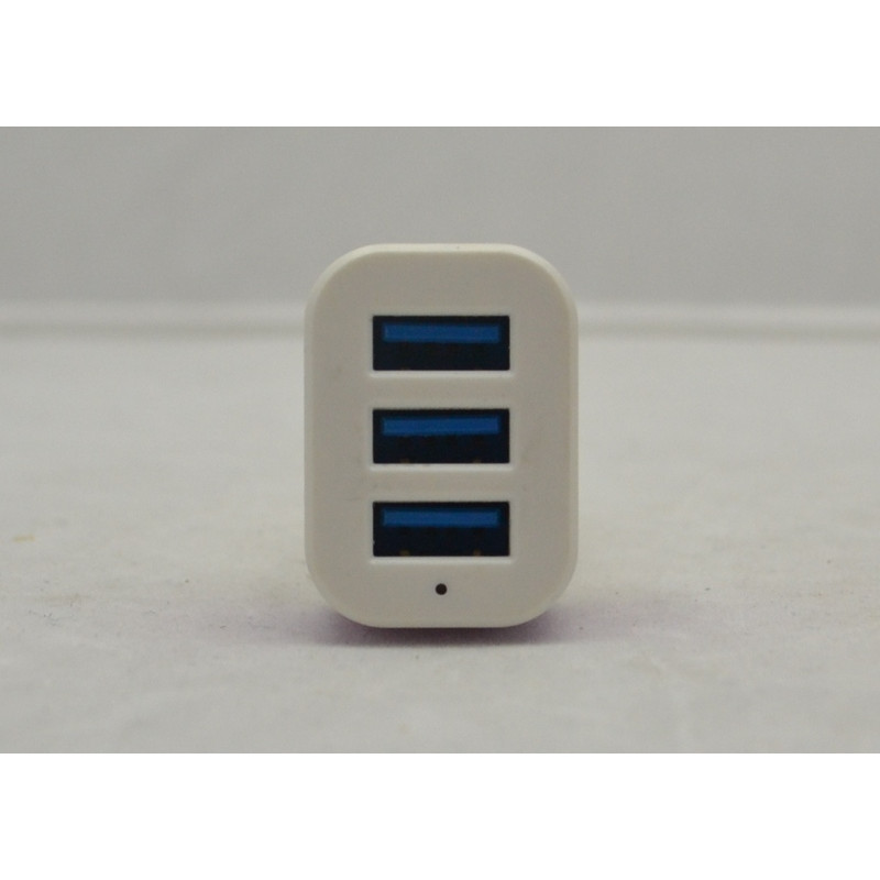 Автомобільна зарядка USB 3IN1