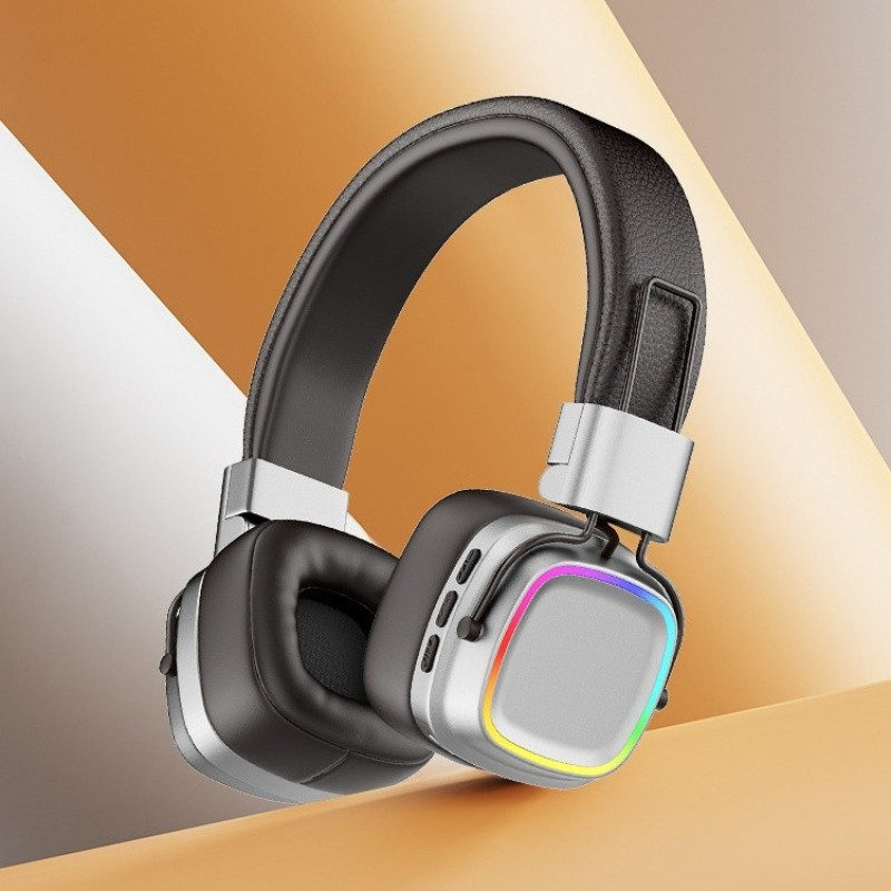 Бездротові навушники Stereo M10, Bluetooth, AUX, SD, Type-C, з RGB-підсвічуванням